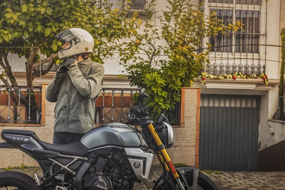 GSX-8T